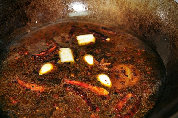 【豆妮儿私厨】秘制豉香麻辣酱鸡脖做法详解