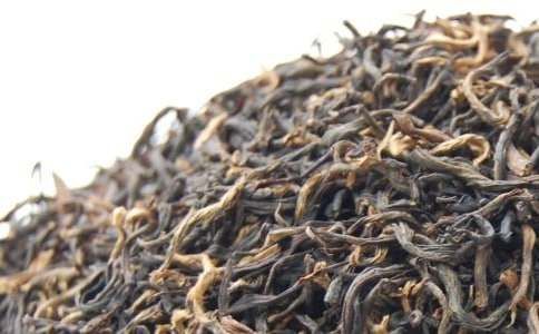 饭后茶妨消化 嚼食茶叶会致癌