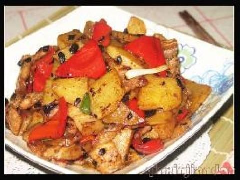 五花肉炒薯片做法