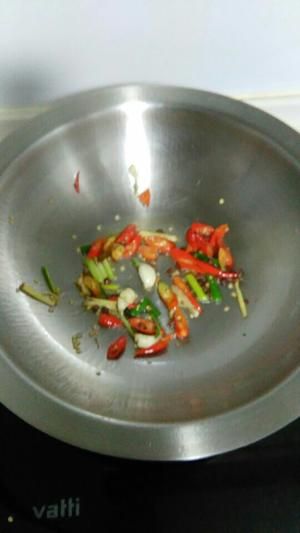 辣椒炒雞肝的做法 步驟2