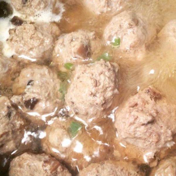 無(wú)碳水減脂香菇瘦牛肉丸的做法