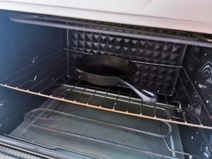 全麦荷兰松饼Dutch Baby的做法 步骤1