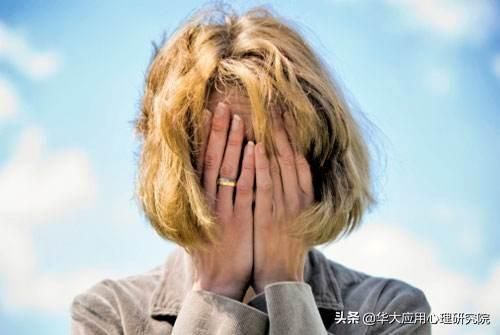 心理壓力會產(chǎn)生暴飲暴食現(xiàn)象嗎？如何面對？