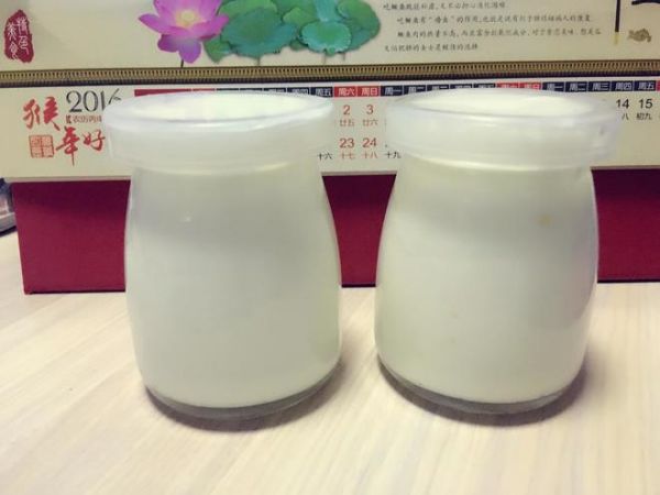 老酸奶（低脂低糖面包機(jī)版）的做法