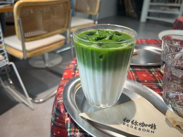 日本即饮抹茶拿铁的独特魅力，美味与健康并重