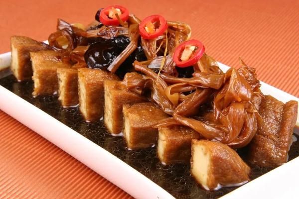 這4種素菜，個個都是“吸油大戶”，比肥肉還肥！難怪瘦不下來~