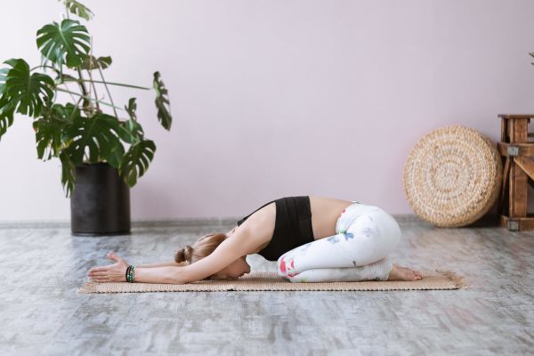 婴儿式 Balasana