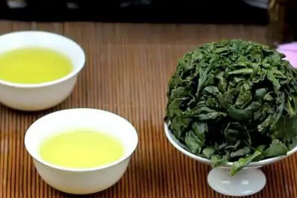 铁观音怎么泡才正确，铁观音用多少度的水泡比较好