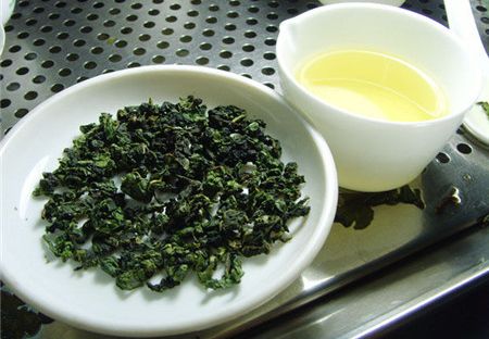 秋天喝什么茶好 為您介紹不一樣的秋天養(yǎng)生茶