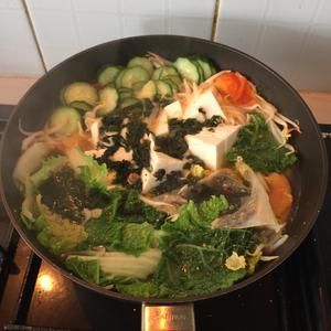 【健康瘦身】超级好吃的虾仁蔬菜汤的做法 步骤5