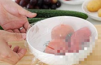 如何健康使用保鲜膜 保鲜膜对人体的危害