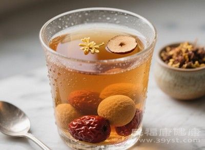 感冒发热、身体有炎症期间，也不适合饮用此茶，以免影响病情恢复