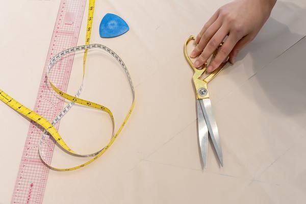 纤茶平面设计:让茶艺与美学完美融合图1