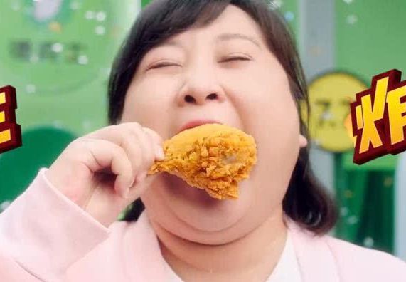 贾玲片场减肥餐首次曝光 贾玲跟网友分享吃减脂餐的感受