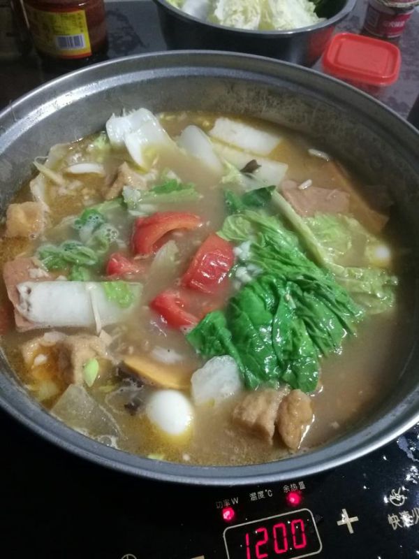 秋冬養(yǎng)生清湯火鍋的做法