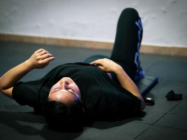 為什么瘦人也會有"游泳圈"？科學甩掉腹部贅肉全攻略