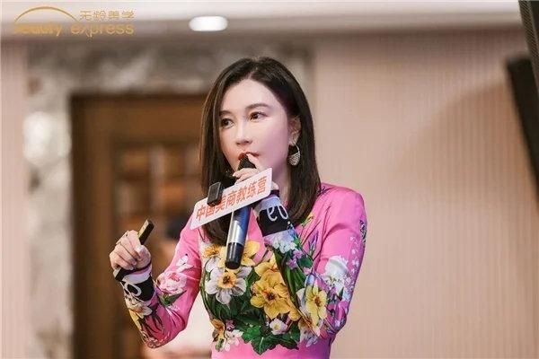 https://r.sinaimg.cn/large/article/3171eb7826030bfc95ef6afea83ce600