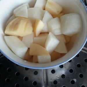 自制宝宝营养果泥的做法 步骤3