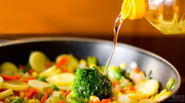 【题图】食用油-900x500.jpg