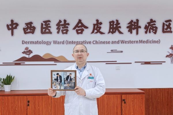 胡鳳鳴教授支持AI職業(yè)肖像畫創(chuàng)作