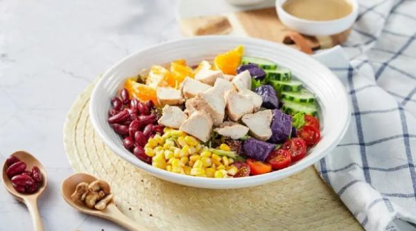 轻食适合中午吃还是晚上吃3