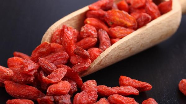 長期用枸杞泡水喝能養(yǎng)腎嗎？枸杞泡水有哪些好處？