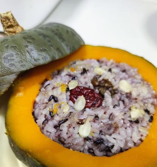 椰漿五谷八寶飯的制作（健康美味的營養(yǎng)全餐）