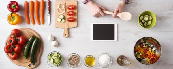 立冬的風俗吃什么 傳統(tǒng)食補方法助你溫暖過冬