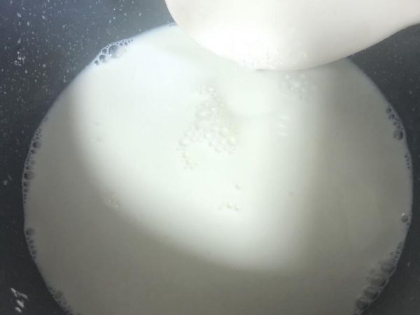 純奶手撕吐司的做法 步驟1