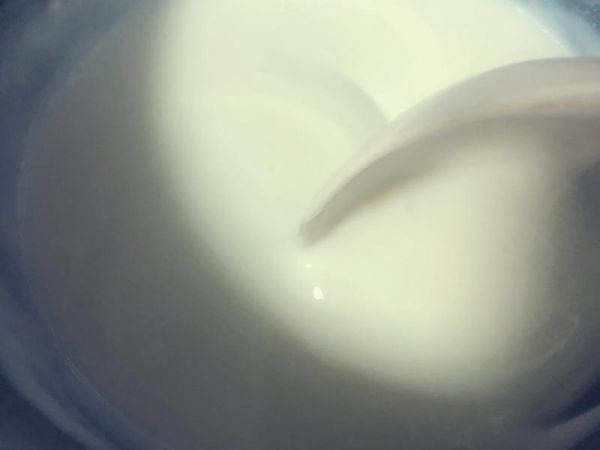 純奶手撕吐司的做法 步驟1