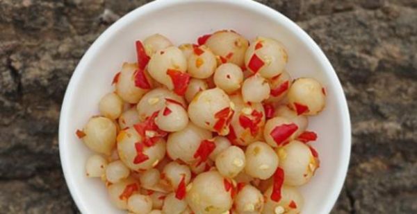 養(yǎng)生薤白粥——味美健康的養(yǎng)生粥品(用薤白打造營養(yǎng)又美味的養(yǎng)生粥品)