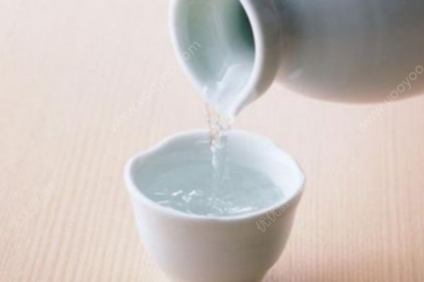 夏天白酒可以冰著喝嗎？夏天喝白酒能冰鎮(zhèn)嗎？(1)