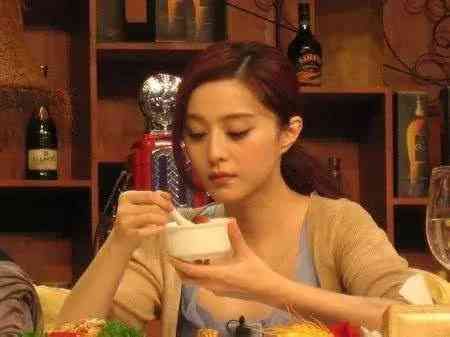 范冰冰吃什么保養(yǎng)：揭秘范冰冰的飲食保養(yǎng)秘訣與更愛(ài)美食