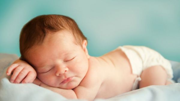 新生兒出生后多久排便