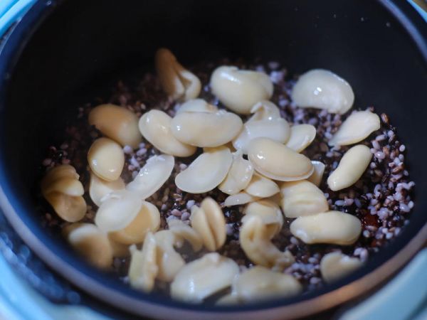 純奶手撕吐司的做法 步驟1