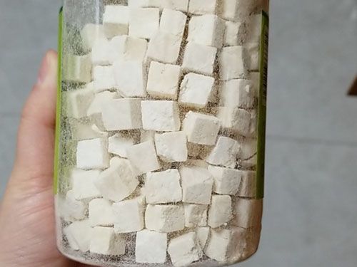 荷葉茯苓膠囊有效果嗎 荷葉茯苓膠囊在藥店有賣嗎