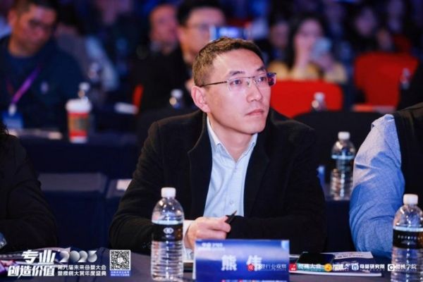  十月結(jié)晶研食媽咪厚積薄發(fā)，斬獲櫻桃大賞“年度孕產(chǎn)婦營養(yǎng)品成長力品牌大獎”