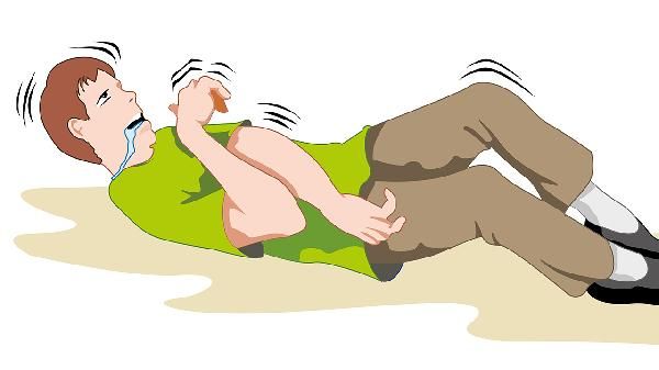 高熱驚厥的孩子更聰明嗎 關(guān)于高熱驚厥2個(gè)認(rèn)識(shí)誤區(qū)要糾正