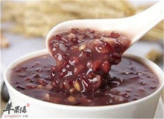 適合孕媽媽安胎保胎的三款養(yǎng)生食譜