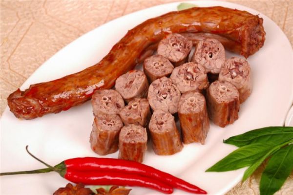 雷公子現(xiàn)撈鴨脖加盟