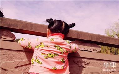 哺乳期孩子的撫養(yǎng)權(quán)怎么判