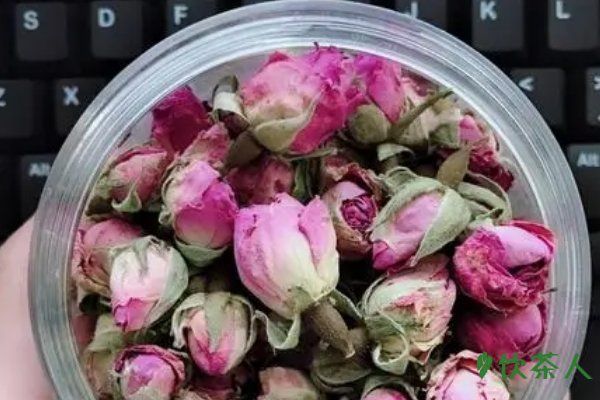 最適合秋季養(yǎng)生的10種茶，烏龍茶/菊花茶/玫瑰花茶/黑茶