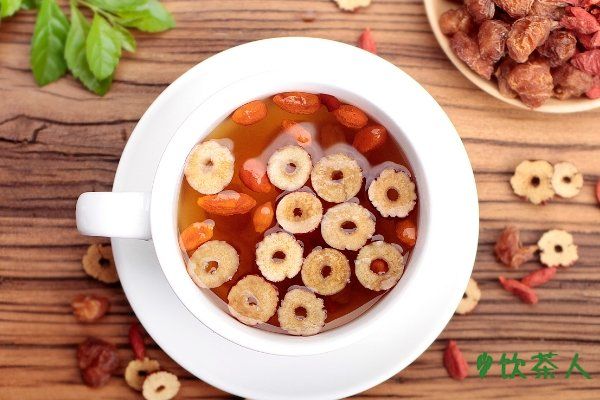 最適合秋季養(yǎng)生的10種茶，烏龍茶/菊花茶/玫瑰花茶/黑茶