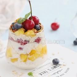 鮮果燕麥酸奶杯的做法[圖]