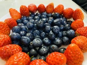 超級好吃的酸奶水果麥片的做法 步驟1