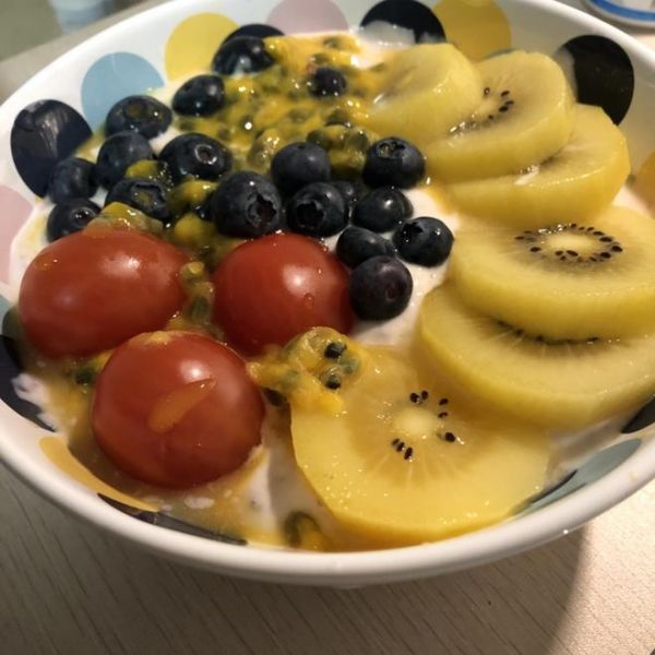 健康水果酸奶麥片碗的做法