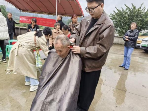 5469defb28a0ab1b166813ee315ebcd9