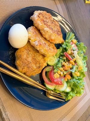 高蛋白瘦身蝦餅全餐的做法 步驟1