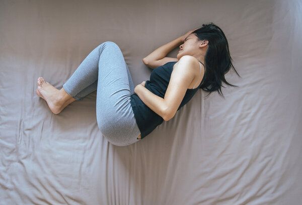 懷孕快7個月，睡覺一定要左側睡嗎