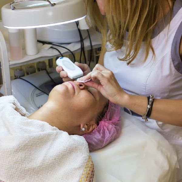 冬天如何保養(yǎng)皮膚 四個美容常識呵護每一寸肌膚